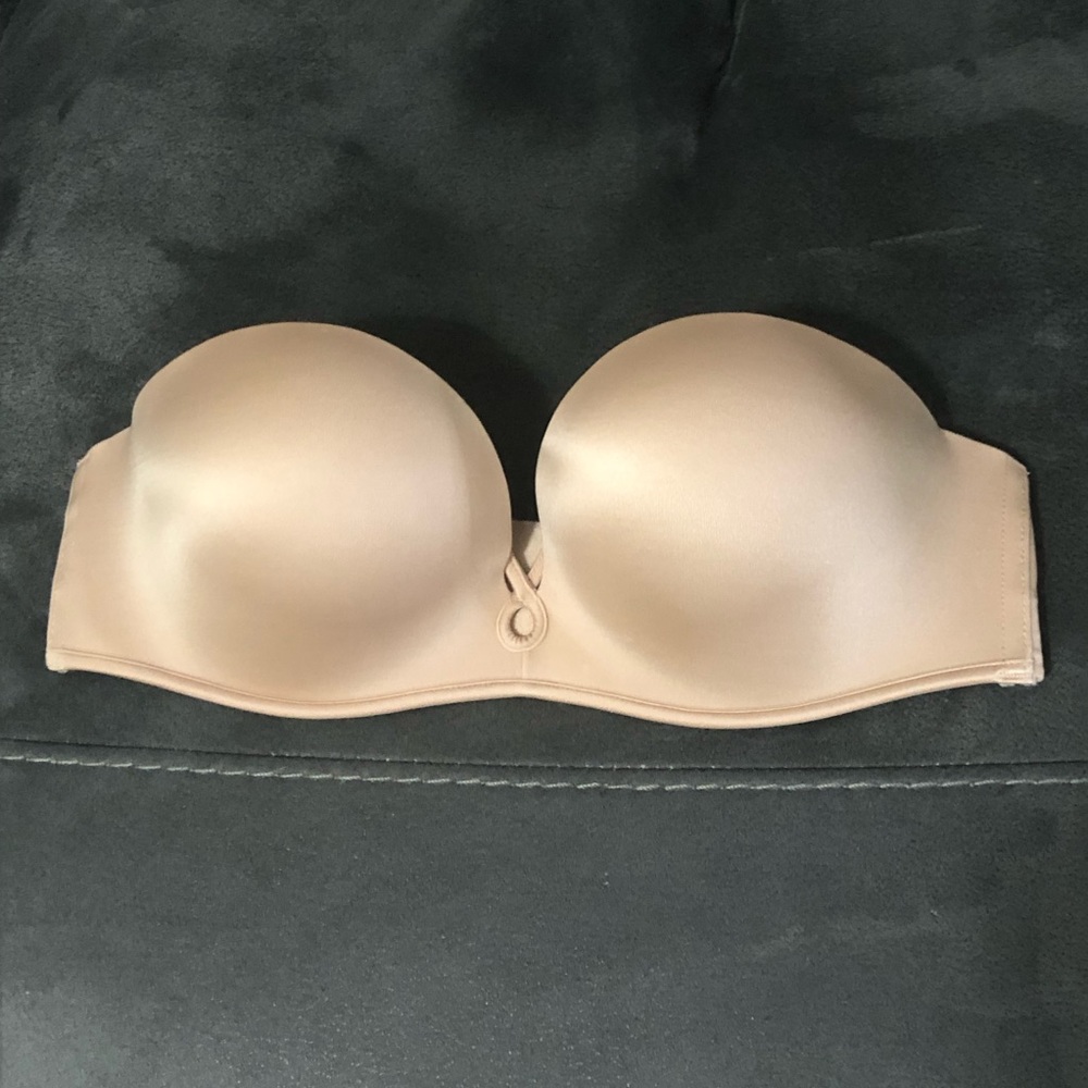 Victoria’s Secret Strapless Bra
